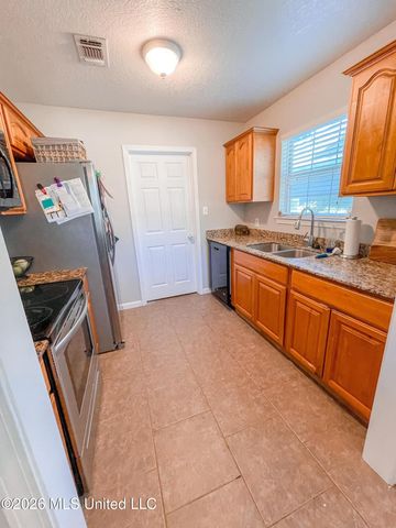 106 Thompson, Long Beach, MS 39560