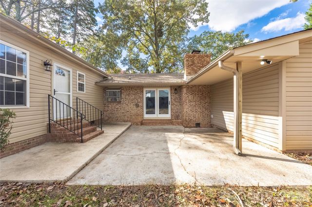 203 Ewing Drive, Belmont, NC 28012