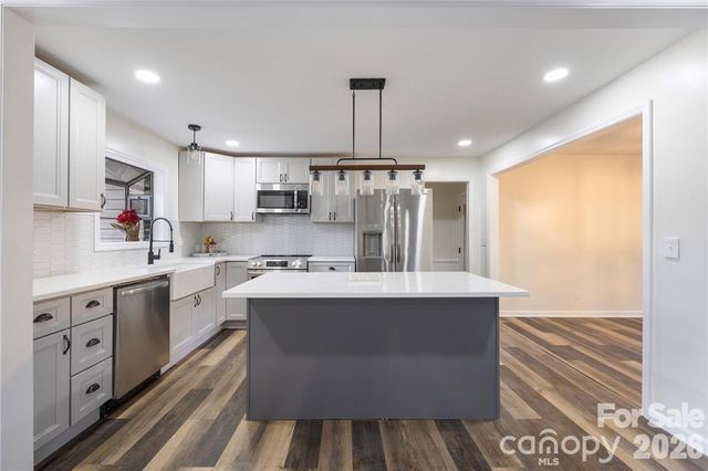 203 Ewing Drive, Belmont, NC 28012