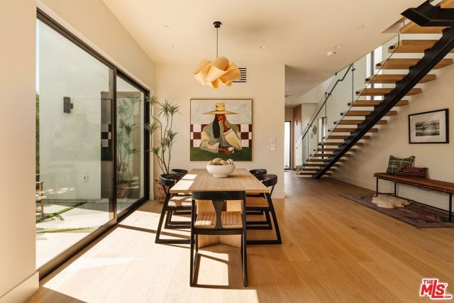 12460 Greene Avenue, Los Angeles, CA 90066