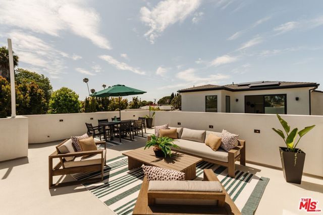 12460 Greene Avenue, Los Angeles, CA 90066