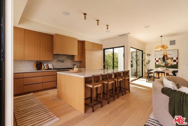 12460 Greene Avenue, Los Angeles, CA 90066