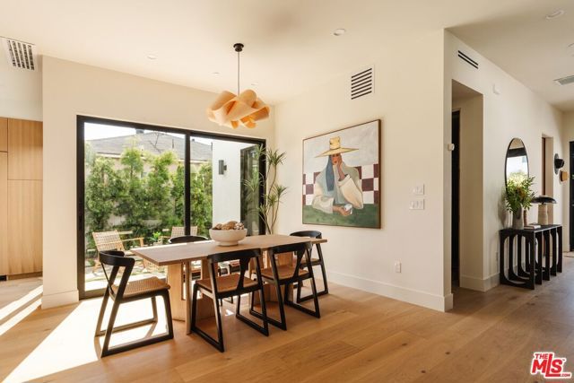 12460 Greene Avenue, Los Angeles, CA 90066