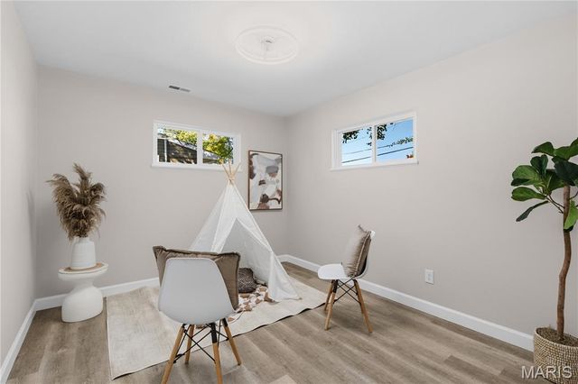 9237 Harold Drive, Woodson Terrace, MO 63134