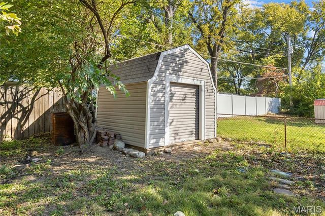 9237 Harold Drive, Woodson Terrace, MO 63134