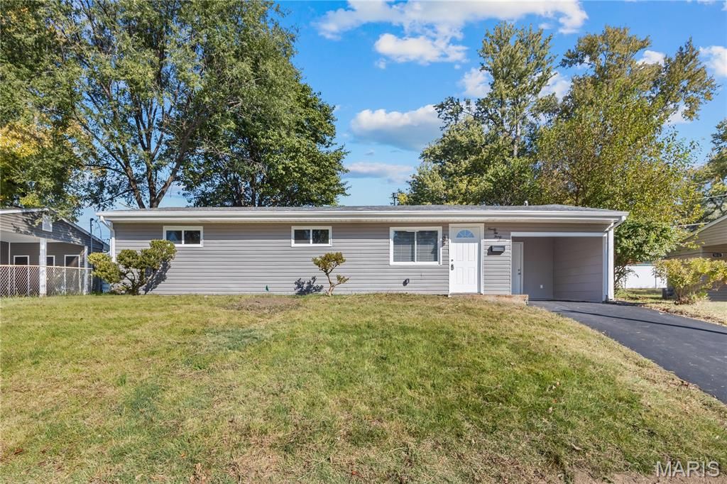 9237 Harold Drive, Woodson Terrace, MO 63134