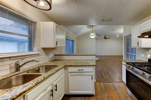6522 New World Drive, Katy, TX 77449