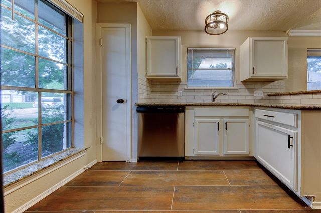 6522 New World Drive, Katy, TX 77449