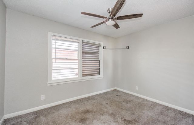 1913 2nd Avenue N, Texas City, TX 77590