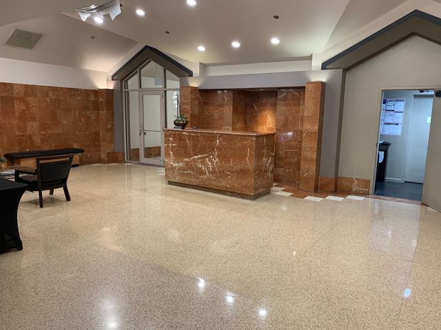 1212 N La Salle Drive 1910, Chicago, IL 60610