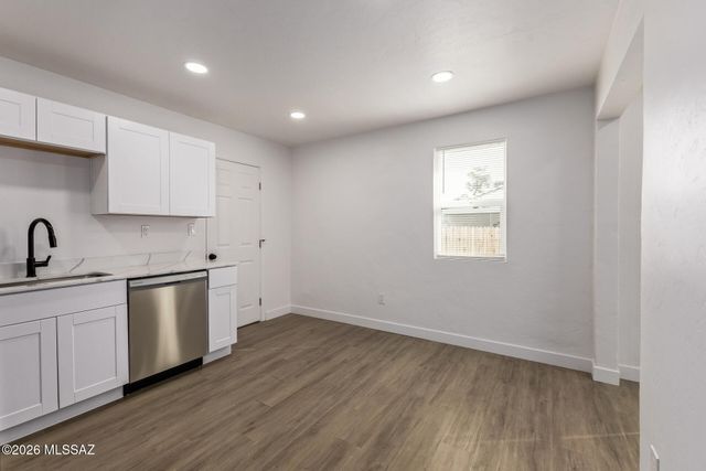 3243 E Camden Street, Tucson, AZ 85716