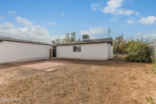 3243 E Camden Street, Tucson, AZ 85716