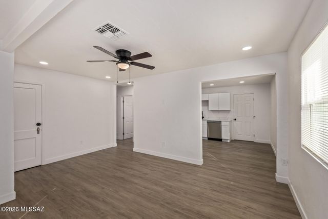 3243 E Camden Street, Tucson, AZ 85716