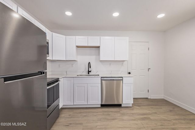 3243 E Camden Street, Tucson, AZ 85716