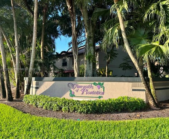 9023 Vineyard Lake Dr 0, Plantation, FL 33324