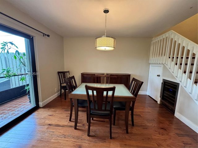 9023 Vineyard Lake Dr 0, Plantation, FL 33324