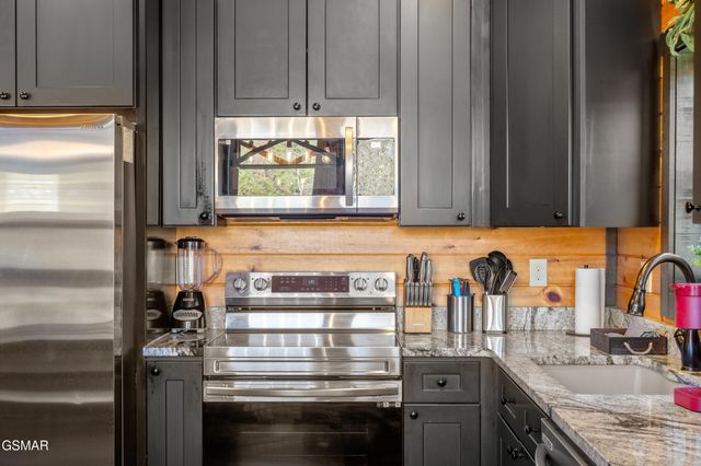 3131 Cherokee Valley Drive, Sevierville, TN 37862