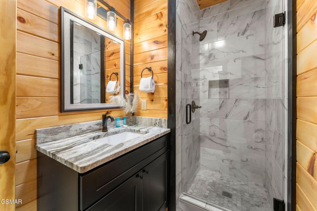 3131 Cherokee Valley Drive, Sevierville, TN 37862