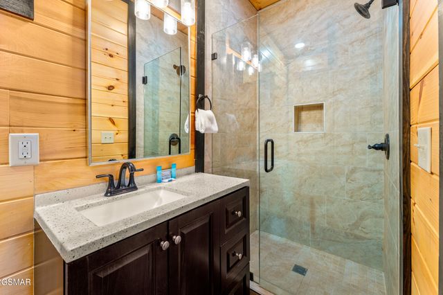 3131 Cherokee Valley Drive, Sevierville, TN 37862