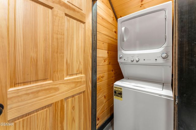 3131 Cherokee Valley Drive, Sevierville, TN 37862