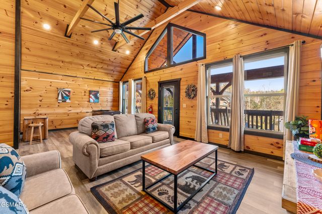 3131 Cherokee Valley Drive, Sevierville, TN 37862