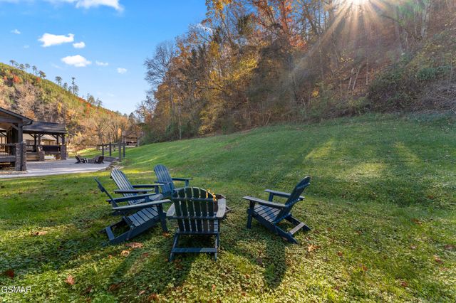 3131 Cherokee Valley Drive, Sevierville, TN 37862