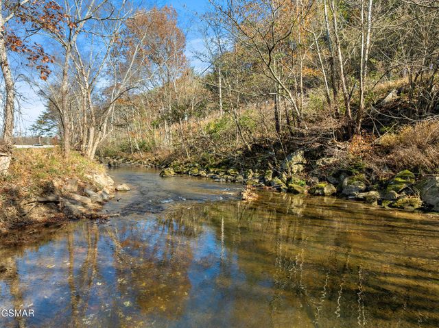 3131 Cherokee Valley Drive, Sevierville, TN 37862