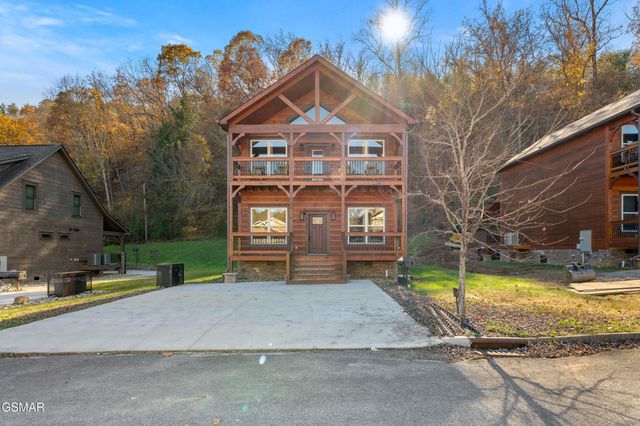 3131 Cherokee Valley Drive, Sevierville, TN 37862