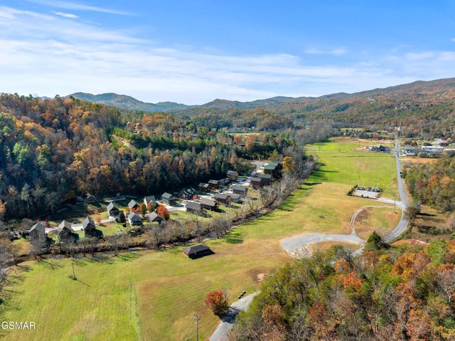 3131 Cherokee Valley Drive, Sevierville, TN 37862