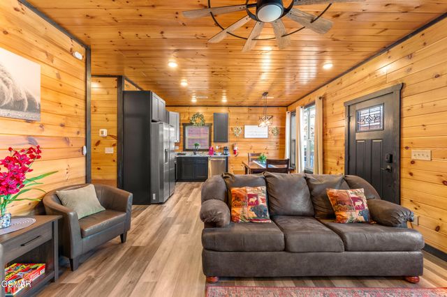 3131 Cherokee Valley Drive, Sevierville, TN 37862