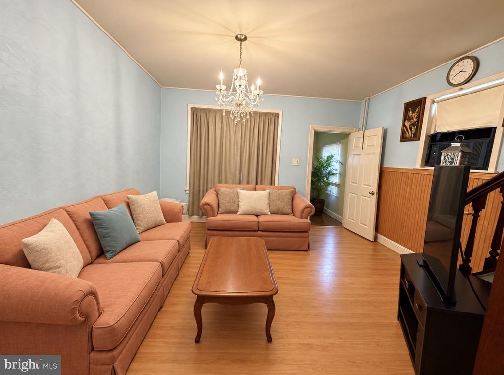 154 W CLARKSON AVE, Philadelphia, PA 19120 — photo 5