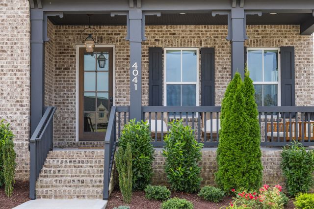 4041 Kathie Dr, Thompsons Station, TN 37179
