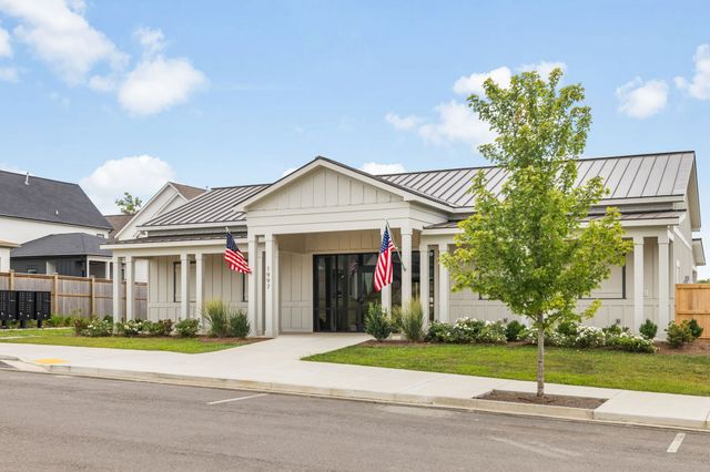 4041 Kathie Dr, Thompsons Station, TN 37179