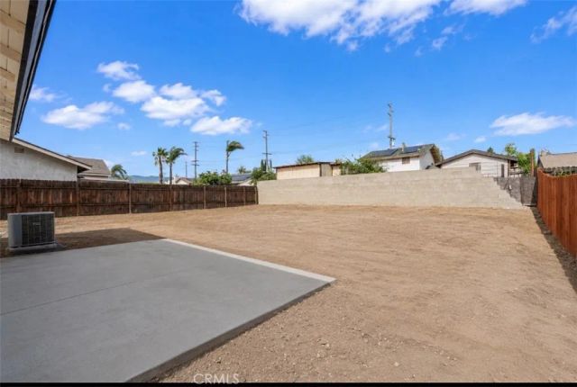 7345 Palm, Fontana, CA 92336
