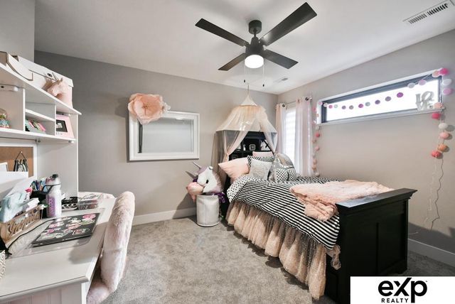 2373 S 220th Avenue, Elkhorn, NE 68022