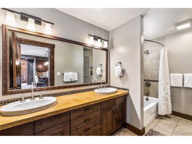 600 Columbine Rd 5305, Breckenridge, CO 80424