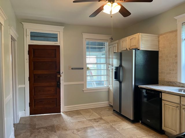 8037 FLORAL Avenue 2, Skokie, IL 60077