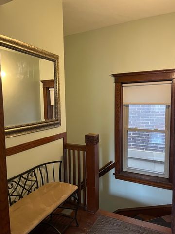 8037 FLORAL Avenue 2, Skokie, IL 60077