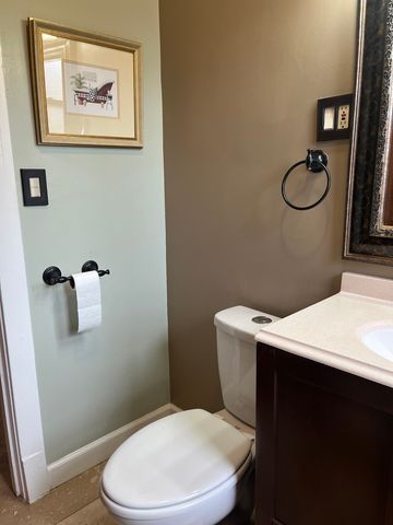 8037 FLORAL Avenue 2, Skokie, IL 60077