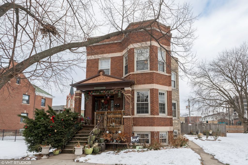 8037 FLORAL Avenue 2, Skokie, IL 60077