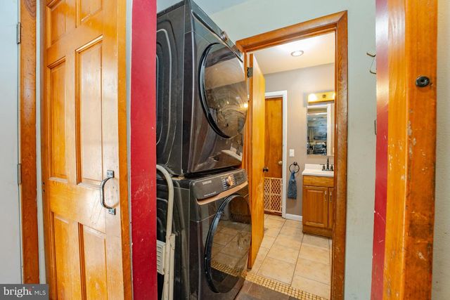 1853 MCCALL AVE, Mays Landing, NJ 08330