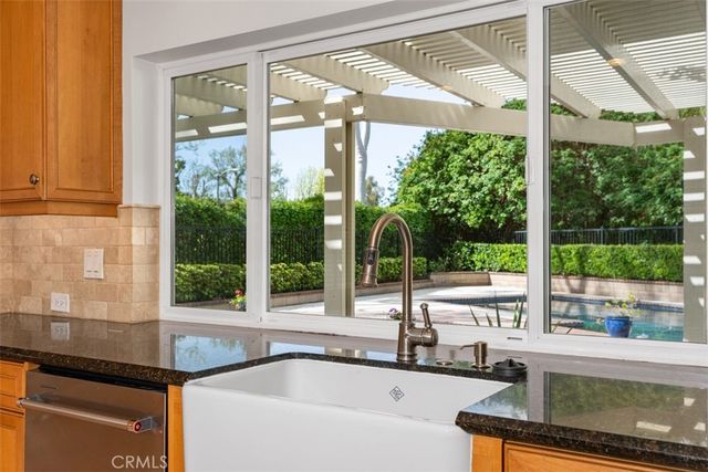 1 Tumbleweed, Irvine, CA 92603