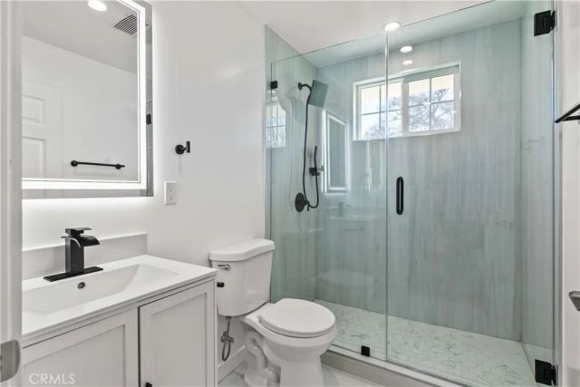 8401 Kester, Panorama City, CA 91402