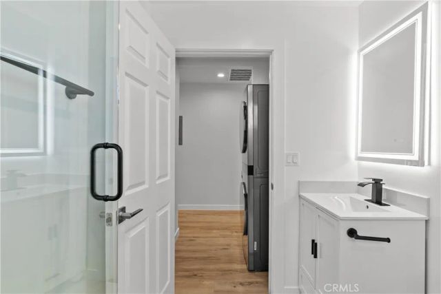 8401 Kester, Panorama City, CA 91402