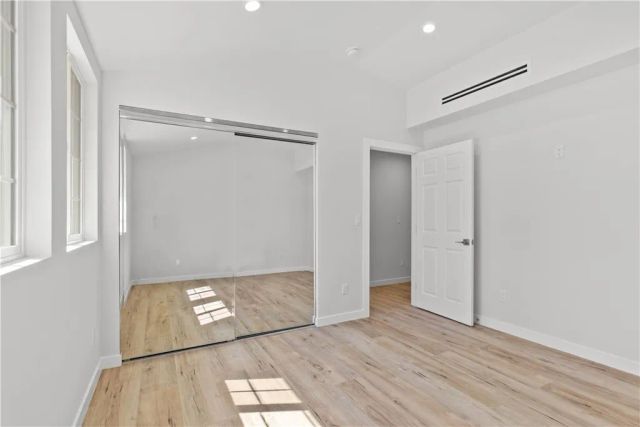 8401 Kester, Panorama City, CA 91402
