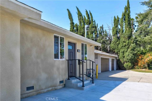 8401 Kester, Panorama City, CA 91402