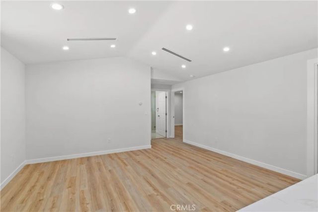 8401 Kester, Panorama City, CA 91402