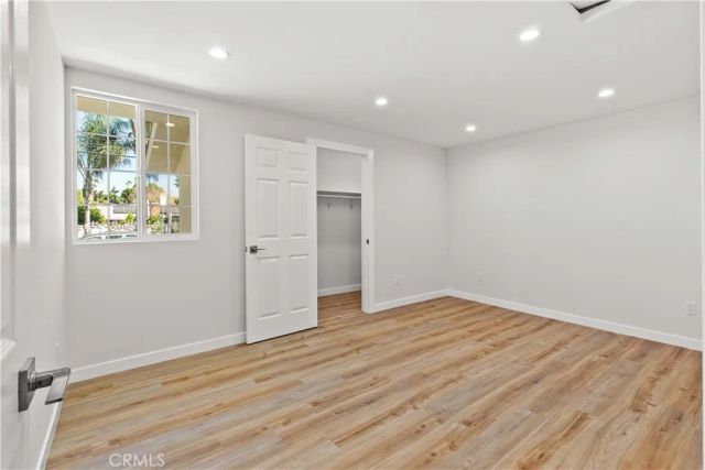 8401 Kester, Panorama City, CA 91402