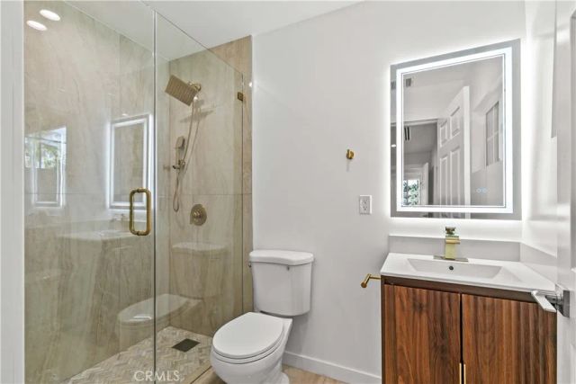 8401 Kester, Panorama City, CA 91402
