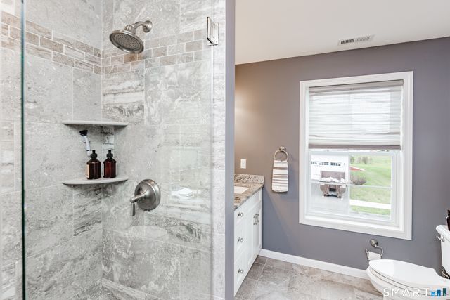 50 Lexington Gardens 50, North Haven, CT 06473